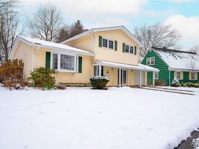 28 Brookwood Dr, Hamburg, NY, 14075