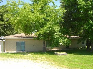 8241 E Farm Road 104, Strafford, MO 65757