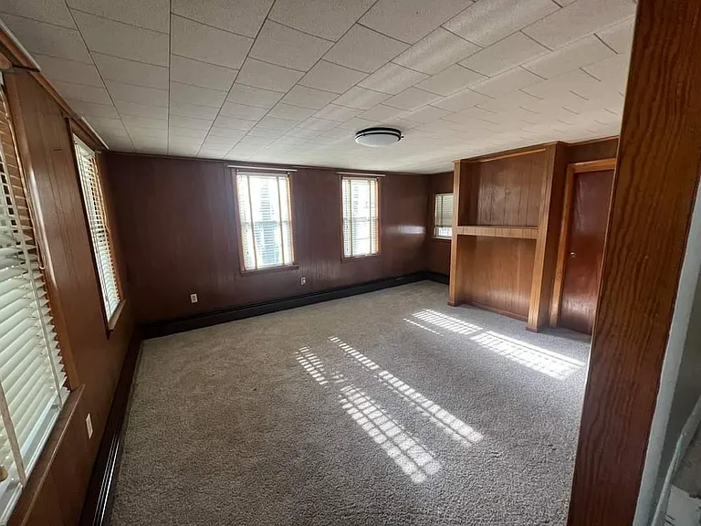65 Central St #1 — Photo 11