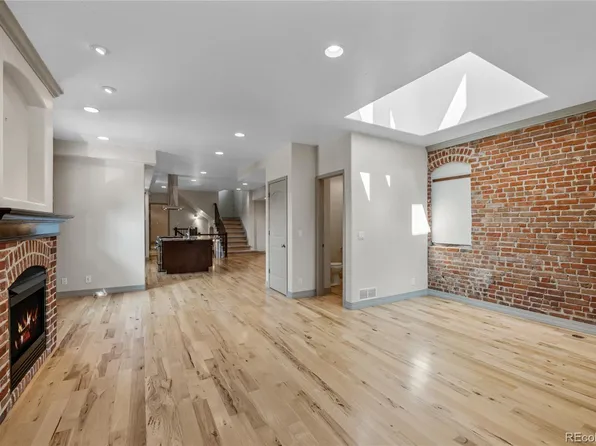 1275 S Clayton St, Denver, CO 80210
