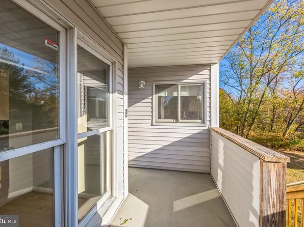 402 Madeline Ct #122, Newark, DE 19711