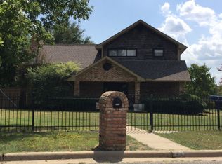 215 Rash Ln, Terrell, TX 75160