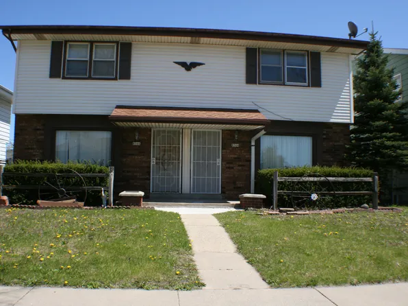 8564 N 107th St, Milwaukee, WI 53224