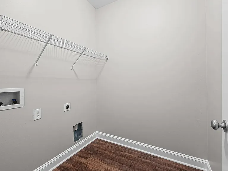 141 Bur Oak Dr — Photo 22