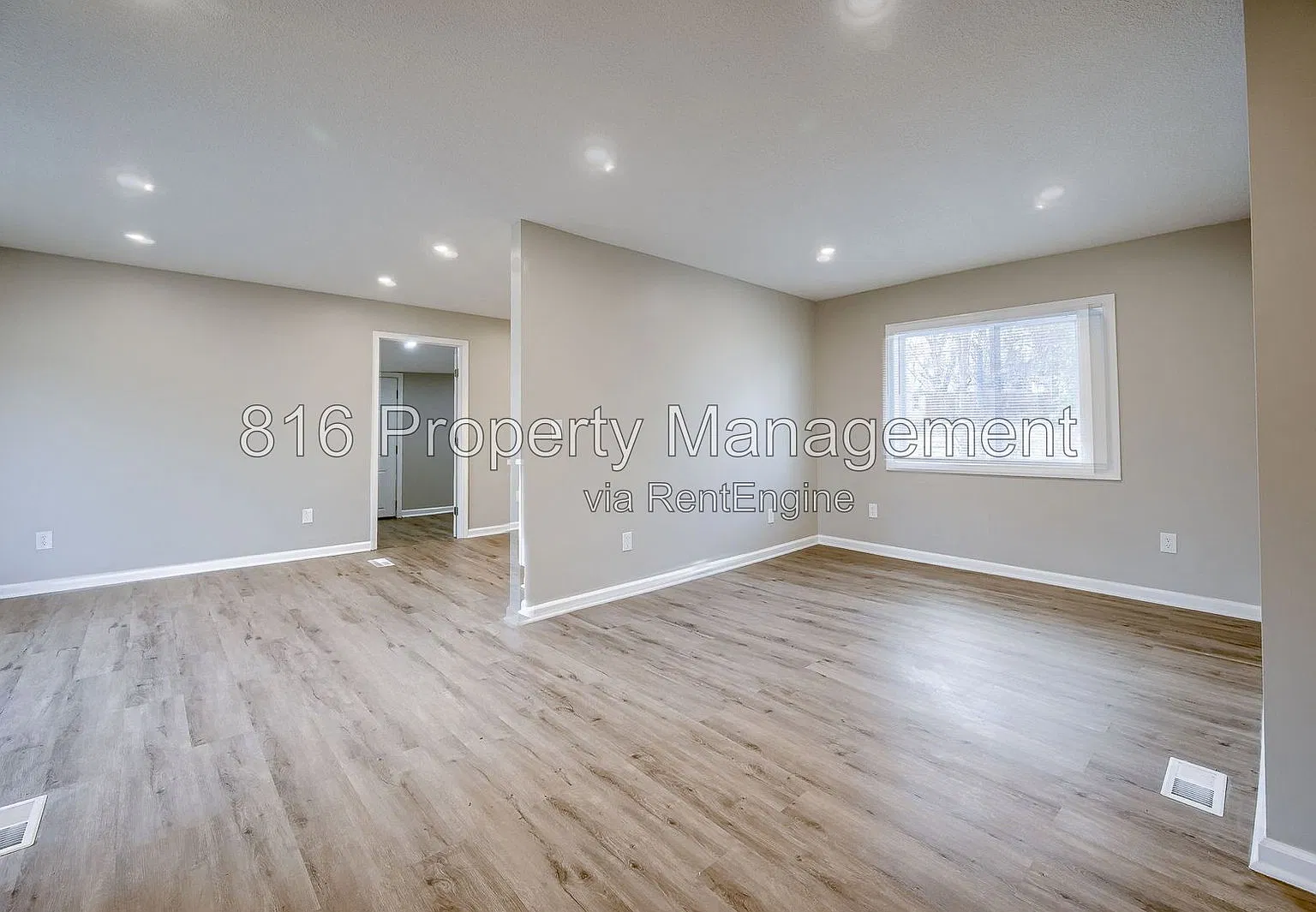3 bed, 2.0 bath, 1000 sqft, $1,540 — Photo 3