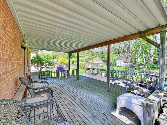 5th image of 1006 Altavia Ave