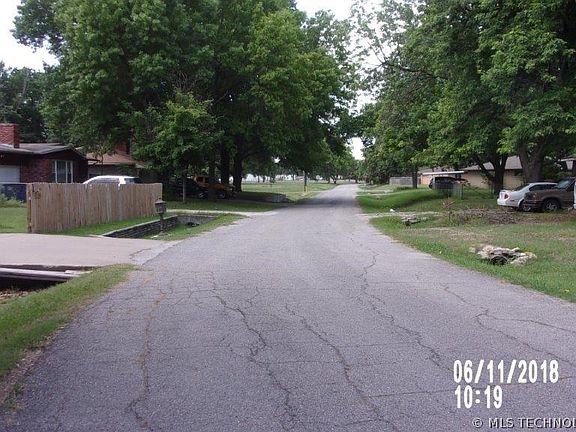 2nd image of 623 S 93rd East Ave