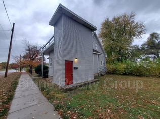 810 4th Ave APT A, Terre Haute, IN 47807