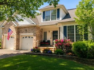 23 Hulsart Ct, Marlboro, NJ 07746