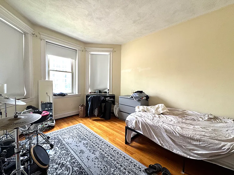 1645 Commonwealth Ave #1 — Photo 3