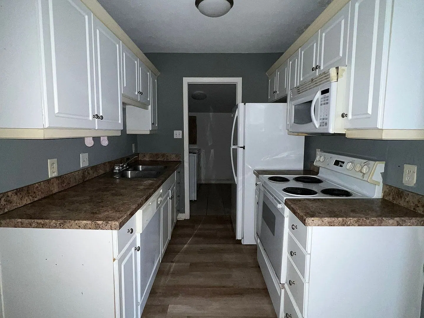 4701 Tarpon Bay Road — Photo 3