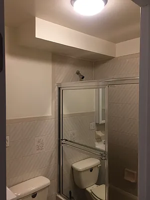 Rented by Metroline Realty | media 14