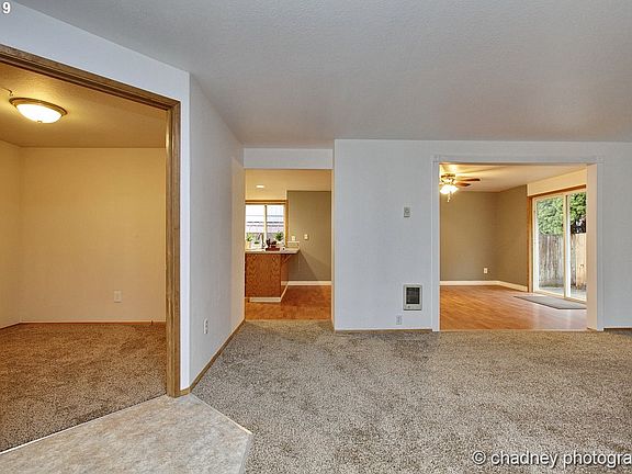 3rd image of 2145 Dahlia St
