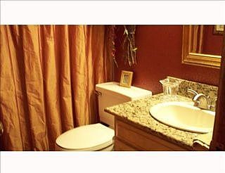 5th image of 38 Devereaux Dr