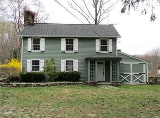 1 Hawks Ln, Brewster, NY 10509