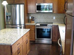 611 SW 12th St, Ankeny, IA 50023