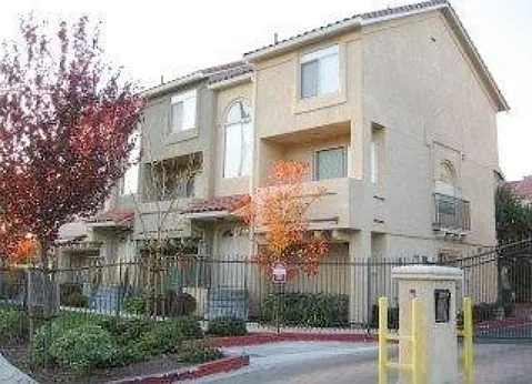 25105 Angelina Ln — Photo 3