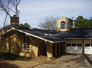 6051 Meridian Ln, Montgomery, AL 36117