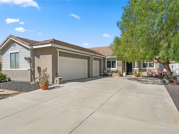 33954 Wagon Train Dr, Wildomar, CA 92595