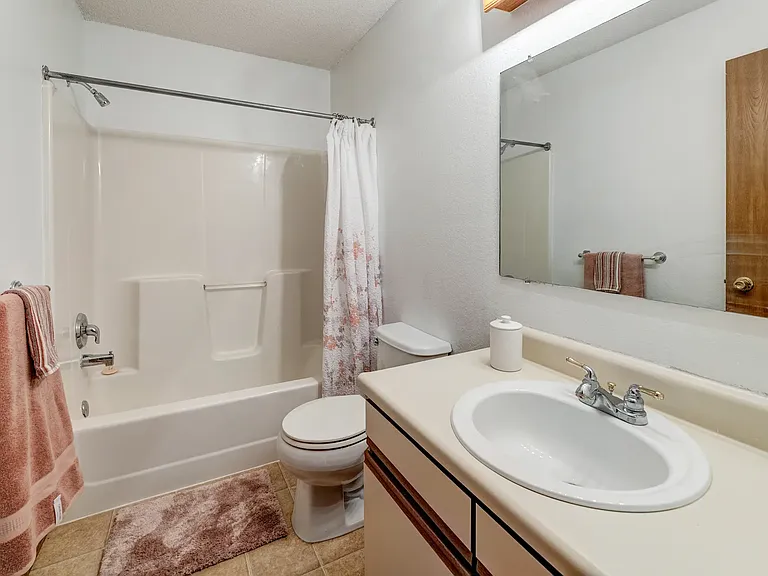 Valley View Estates — Photo 18