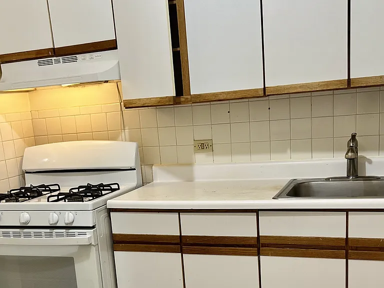 5028 N Kimball Ave #2 — Photo 7
