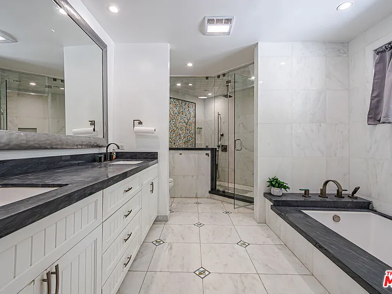 18022 Lake Encino Dr — Photo 17