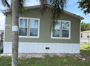 712 Maryland Ave, Clewiston, FL 33440