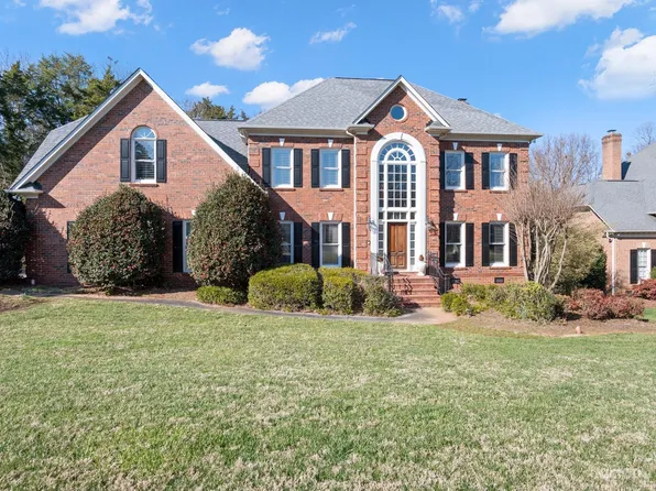 7501 Seton House Ln, Charlotte, NC 28277