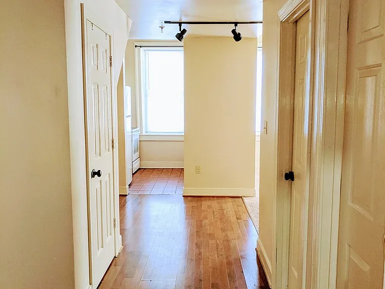1731 E. Main Street — Photo 13