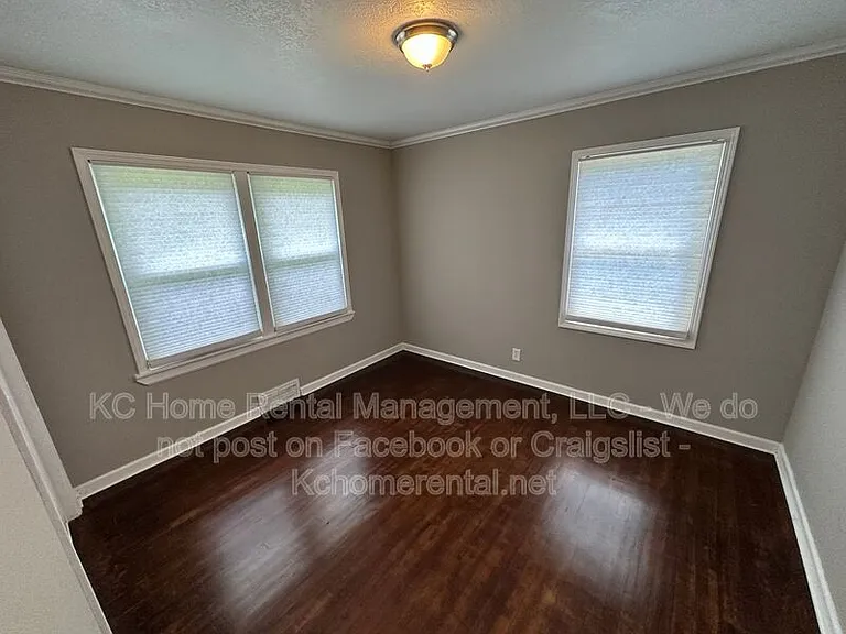 7314 Marty St — Photo 15