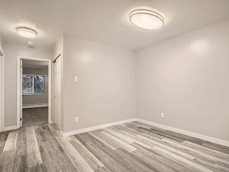 9375 E 17th Ave #6 — Photo 3