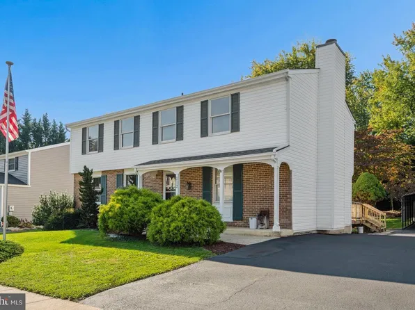 112 Cloverdale Ct, Mount Airy, MD 21771