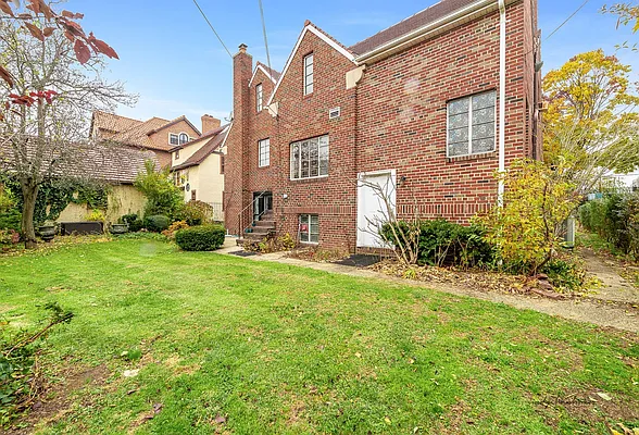 Sold by EXP Realty NYC | media 30