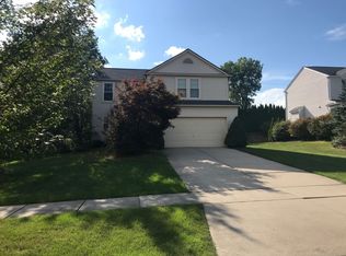 396 Quail Ridge Ct, Waterford, MI 48327
