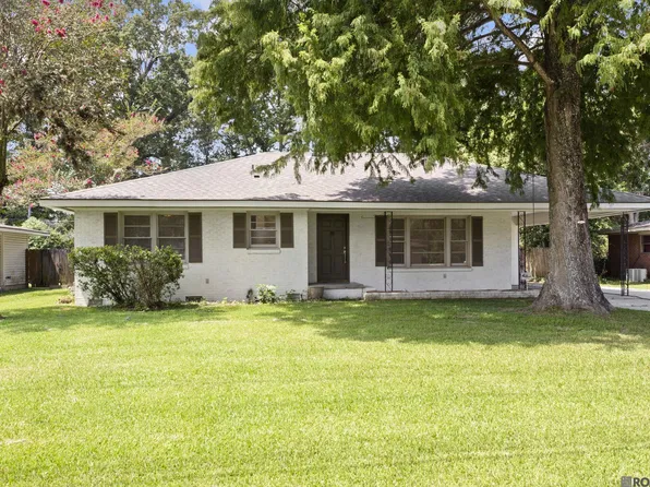 155 Highland Park Dr, Baton Rouge, LA 70808