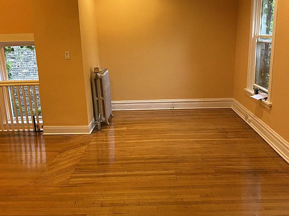4th image of 1219 W Farwell Ave Unit 2