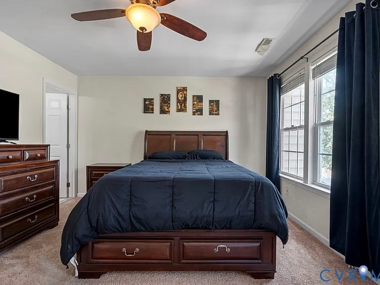 9018 Tow Hook Pl — Photo 12