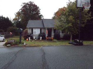 323 Corbin St, Winston Salem, NC 27107