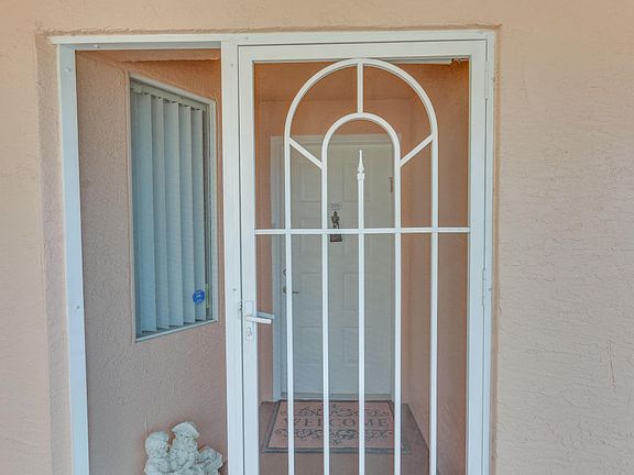5th image of 5876 Regal Glen Dr APT 205