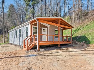 154 Brookside St, Clyde, NC 28721