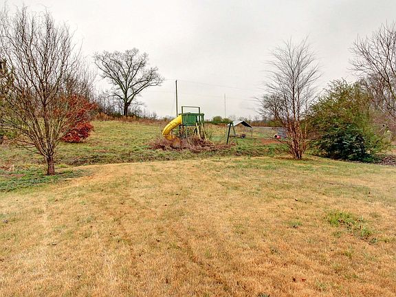 4th image of 185 Altondale Dr
