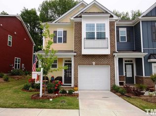 651 Briarcliff St, Apex, NC 27502