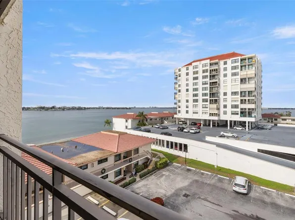 6279 Sun Blvd APT 503, Saint Petersburg, FL 33715