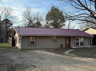 106 S 15th Ave, Mountain View, AR 72450