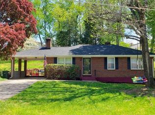 1120 Ashley Dr, Lynchburg, VA 24501