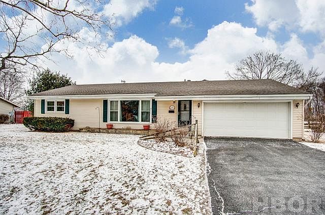 1st image of 1801 Eastview Dr