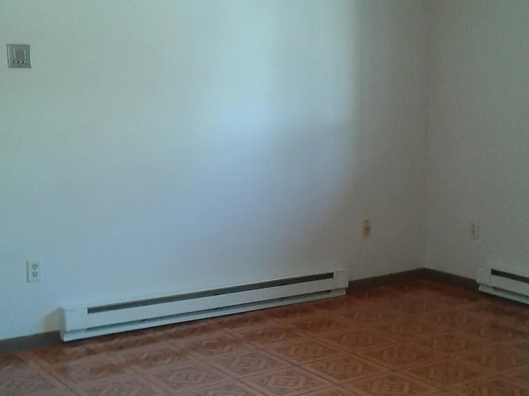 7328 Buffalo Ave #4 — Photo 5
