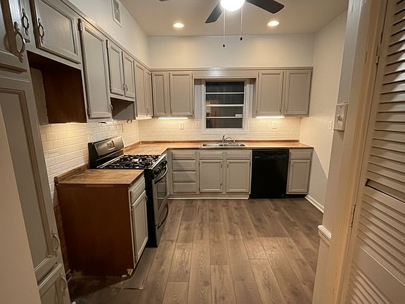 2nd image of 12 4th Ave SW