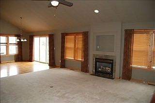 5th image of 745 N Aster Ave
