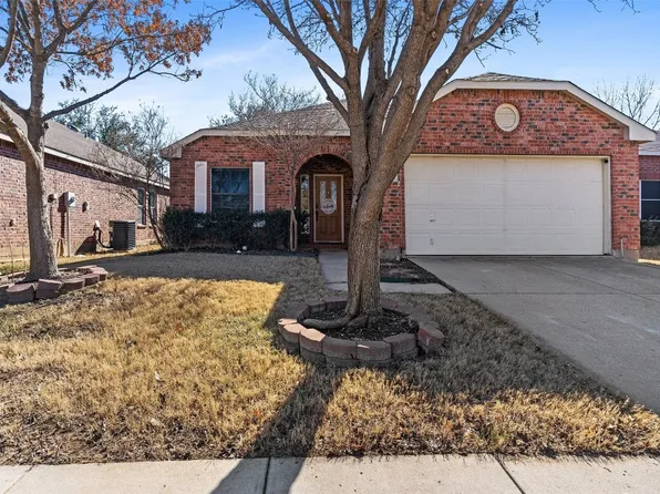 6108 Goldenrod Dr, Denton, TX 76208